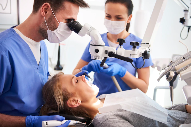 شرایط شغلی رشته دندانپزشکی در کانادا
