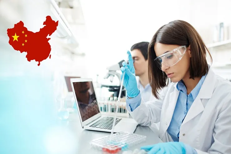 آینده شغلی خود را با تحصیل داروسازی در چین تضمین کنید