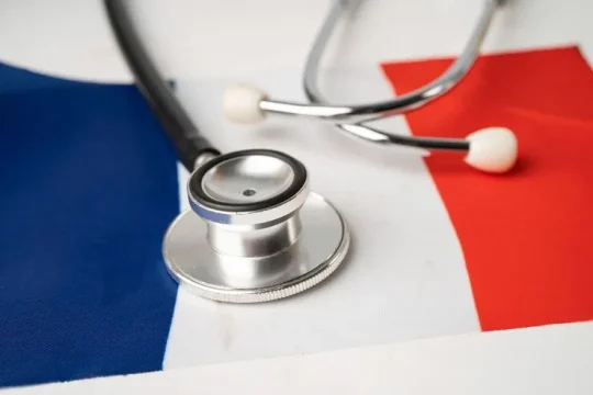 تحصیل رشته پزشکی در فرانسه