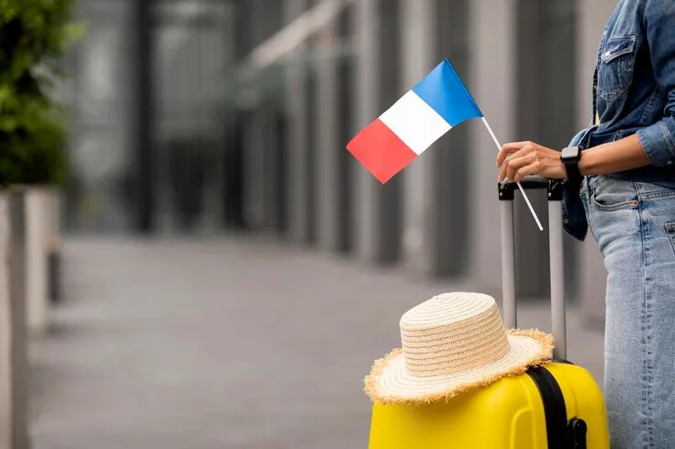میزان تمکن مالی برای ویزای توریستی کشور فرانسه